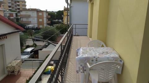 View (from property/room), Balcony/Terrace