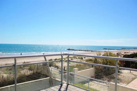 Appartement standing vue panoramique mer Apartment in Mauguio