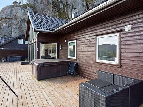 10 person holiday home in lyngdal House in Rogaland