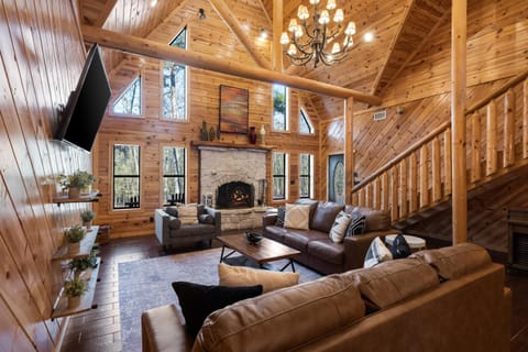 Broken Bow Family Cabin with Private Hot Tub! Maison in Broken Bow