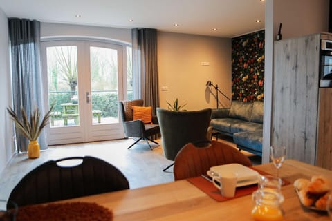 Landelijk appartement op rustige locatie Eigentumswohnung in Wolphaartsdijk