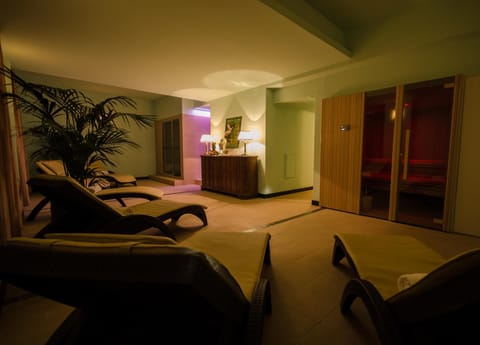 Sauna, Spa and wellness centre/facilities