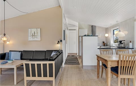 Lovely Home In Hirtshals With Wifi Maison in Hirtshals