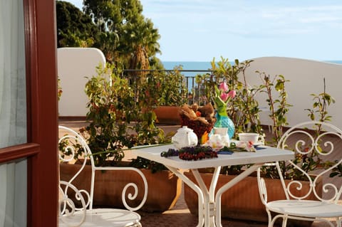 Balcony/Terrace, Italian breakfast