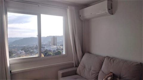 Apto super aconchegante/linda vista para Vale dos Vinhedos Wohnung in Bento Gonçalves