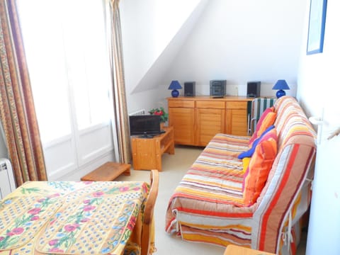 Appartement 2P à Cabourg, proche plage, animaux admis, terrasse - FR-1-487-293 Apartment in Cabourg