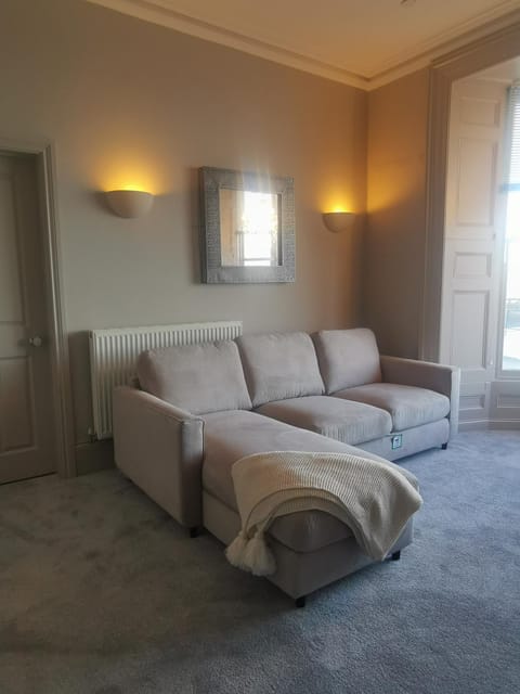 Lan Y Môr 4 Aberystwyth Apartment in Aberystwyth