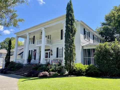Bama Bed and Breakfast - Sweet Home Alabama Suite Hôtel in Northport