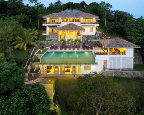 Property building, Bird's eye view