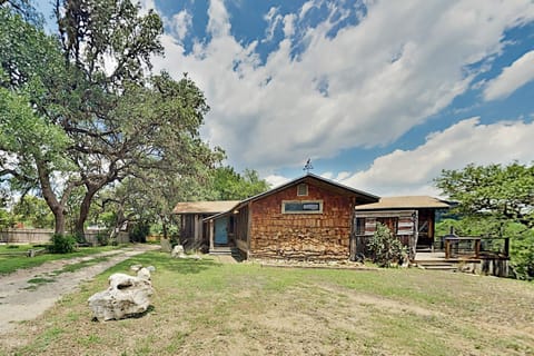 Lucky Goat House House in Canyon Lake