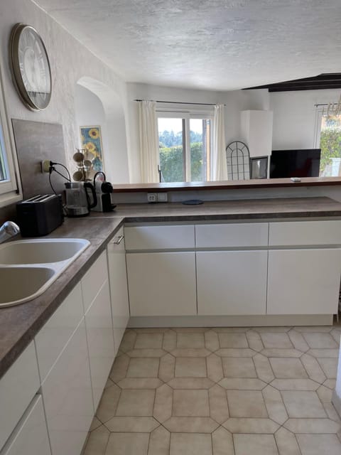 Villa Lucie House in Valbonne