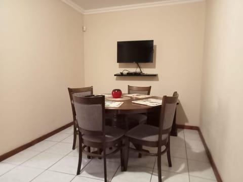 Hadeda Cottage Condominio in Johannesburg