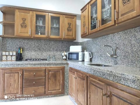 Newly Renovated Apartment-5 Beds-Hay Laouina Condo in Tangier
