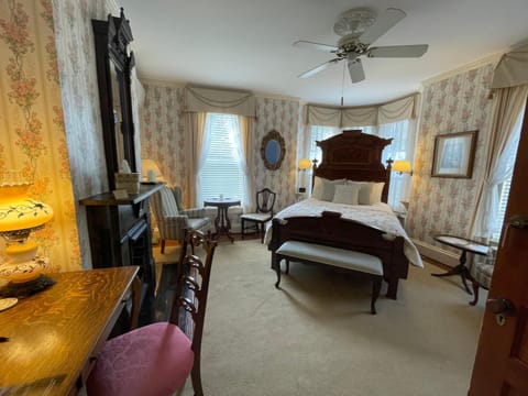 The Oaks Victorian Inn Bed and Breakfast in Christiansburg