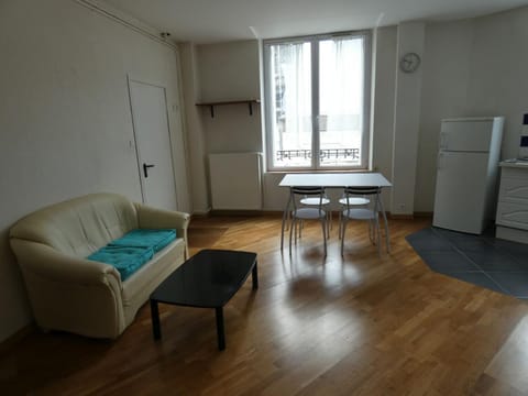 Appartement Charmant, quartier calme Apartment in Nancy