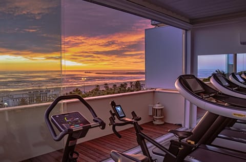 Fitness centre/facilities, Sunrise