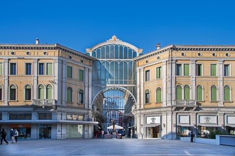 Property building, Nearby landmark, Day