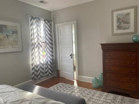Spectacular Location Two Bedroom State Circle Apartment Eigentumswohnung in Annapolis