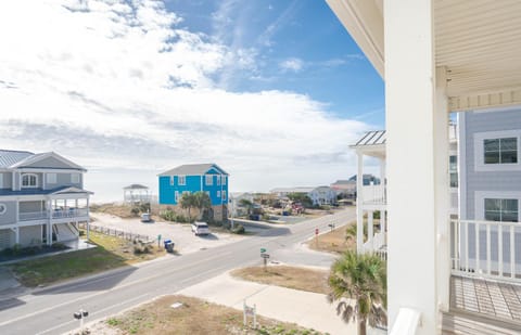 Ocean Views and Fenced Backyard Oasis with Pool. Crasea House in Oak Island