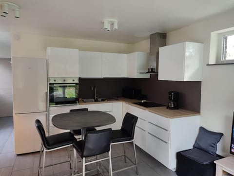 Appartement dans un superbe quartier résidentiel Apartment in Wallonia, Belgium