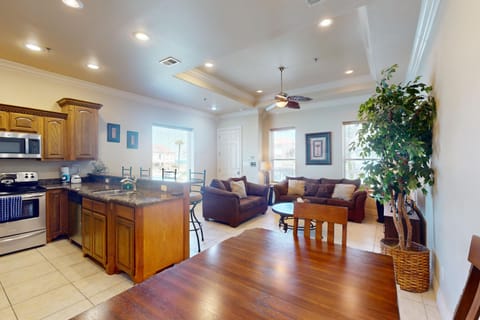 Prime Island Eacape Unit 3 Apartment in South Padre Island