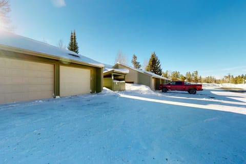 Railbender 8 House in Fraser