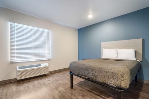 Extended Stay America Select Suites - Fayetteville Hotel in Fayetteville