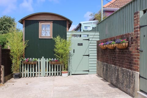 Little Worsley and The Shepherds Hut House in Godshill