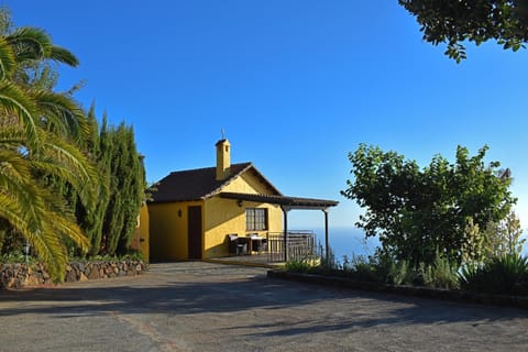 Villa Las Flores by Rural La Palma Villa in La Palma