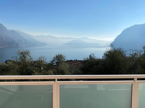 Lake view, Mountain view