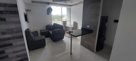 HERMOSO APARTAMENTO CON BALCON, 3 Alcobas, 2 baños Apartment in Cartagena