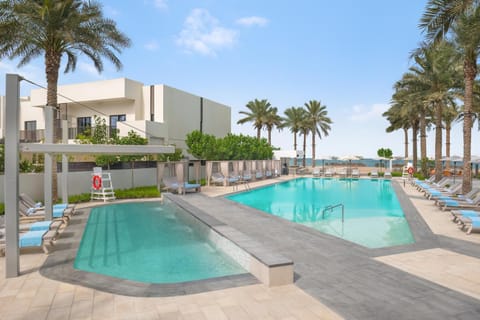Palace Beach Resort Fujairah Hotel in Sharjah