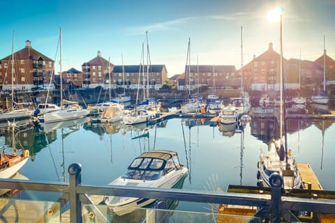 Sailor's Rest - modern flat with water views Apartment in Eastbourne