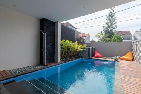 Josh Guest House Bed and Breakfast in Buleleng