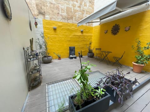 Patio, Garden