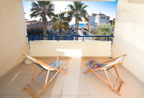 Patio, Day, View (from property/room), Balcony/Terrace, Landmark view, Sea view, sunbed