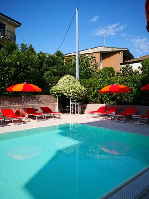 Il Sogno Apartments Apartment hotel in Desenzano del Garda