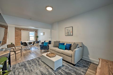 Chic SLC Townhome Hike, Ski, Shop and Explore! House in Salt Lake City