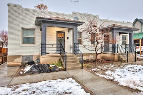 Chic SLC Townhome Hike, Ski, Shop and Explore! House in Salt Lake City