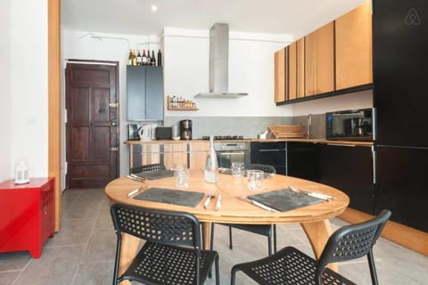 GuestReady - Part Dieu Parisian Base Apartment in Lyon