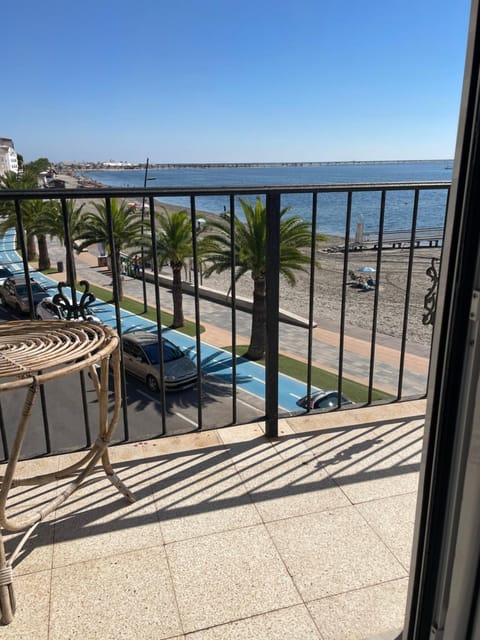 APARTAMENTO PRIMERA LINEA PLAYA Condo in San Pedro del Pinatar