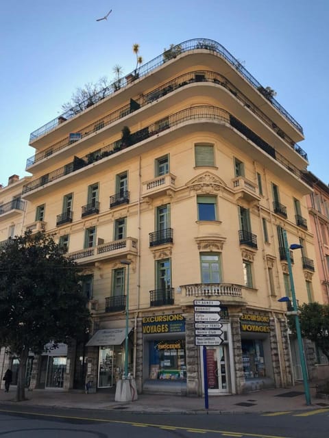 Property building, View (from property/room)