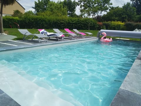 Pool view, Swimming pool