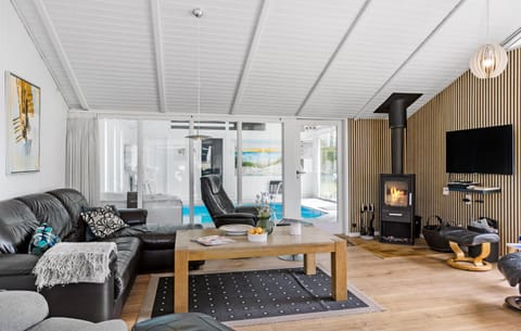 Awesome Home In Hjrring With Indoor Swimming Pool Haus in Lønstrup