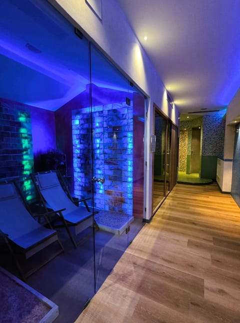 Sauna, Spa and wellness centre/facilities