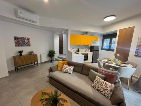 Strefi Hill Suites Apartment in Athens