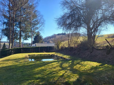 Die alte Schule Häuschen House in Wallonia, Belgium