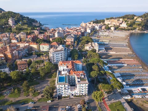 Bird's eye view, Summer, View (from property/room), City view, Pool view, Sea view