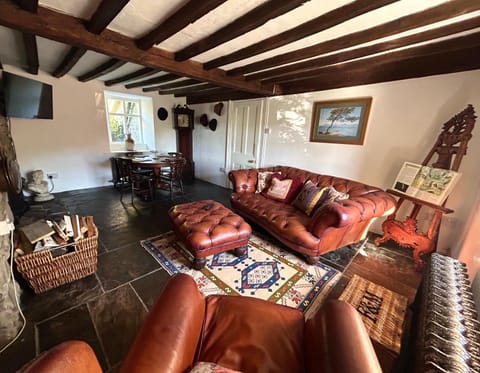 Panoramic Mountain Retreat - Waen Fechan - 4x4 access only Apartment in Wales