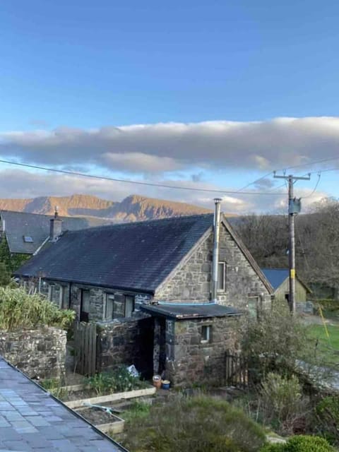 Panoramic Mountain Retreat - Waen Fechan - 4x4 access only Apartment in Wales